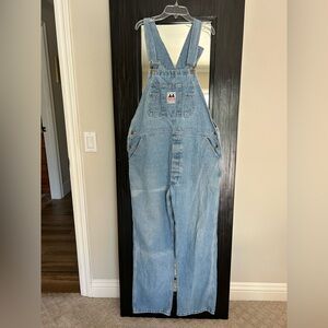 BUBBA BRAND OVER Y’ALLS Vintage Soft Worn In Light Denim Overalls Men’s Sz L/XL